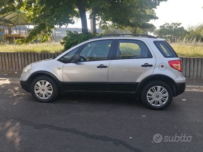 Usata Fiat Sedici 2011 Grigio SUV