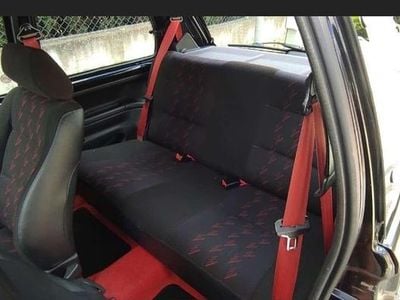 Usata Peugeot 106 98 CV (72 kW) 1994 Utilitaria