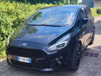 Usata Ford S-MAX S 150 CV (110 kW) 2016 Nero Monovolume