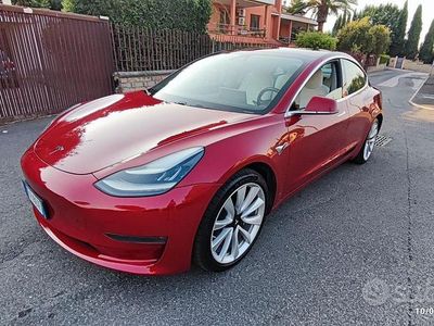 Rosso Usata 2019 Tesla Model 3 Long Range AWD Berlina | 23.500 € (Molto cara)