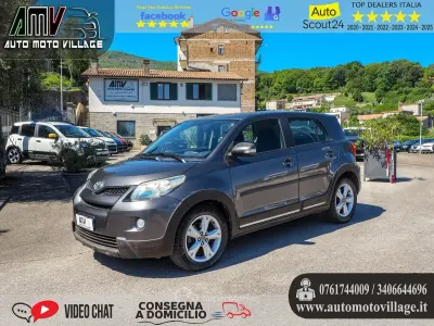 Usata Toyota Urban Cruiser 90 CV (66 kW) 2009 Gray Utilitaria