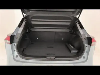 Usata Nissan Qashqai N-Connecta 190 CV (139 kW) 2023 Grigio chiaro SUV