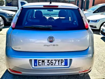Usata Fiat Punto Evo 75 CV (55 kW) 2012 Grigio Utilitaria