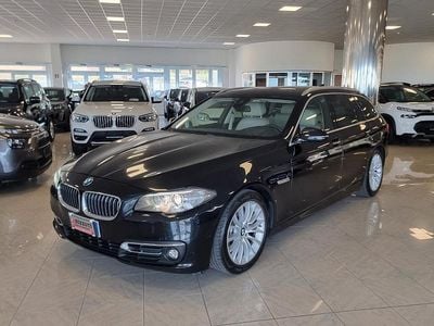Usata BMW 520 Comfort Edition 190 CV (139 kW) 2016 Nero Station wagon