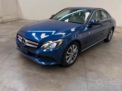 Usata Mercedes C220 170 CV (125 kW) 2017 Blu Berlina
