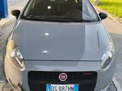 Usata Fiat Grande Punto 90 CV (66 kW) 2008 Utilitaria