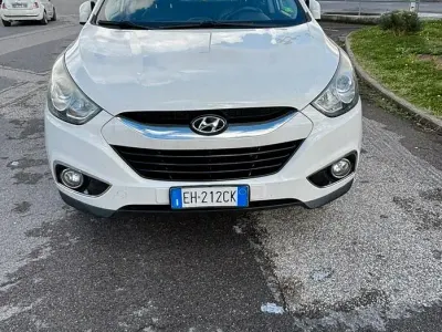 Usata Hyundai ix35 136 CV (100 kW) 2011 Bianco SUV