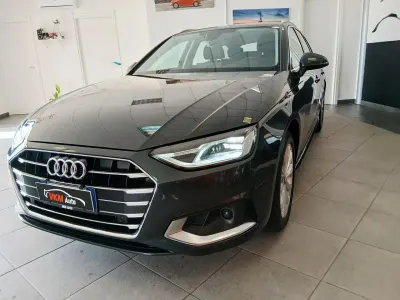 Usata Audi A4 163 CV (119 kW) 2022 Grigio Station wagon