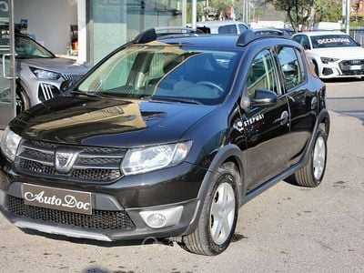 Usata Dacia Sandero Prestige 90 CV (66 kW) 2014 Nero Utilitaria