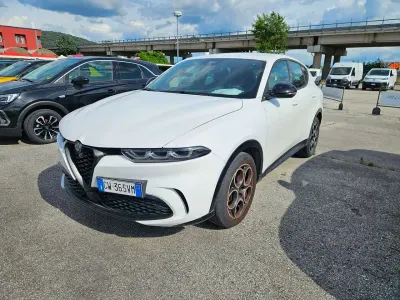 Usata Alfa Romeo Tonale Sprint 131 CV (96 kW) 2024 Bianco SUV