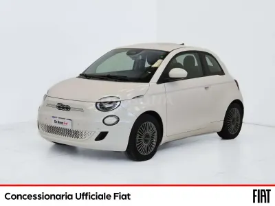 Usado Fiat 500e La Prima 86 kW (118 HP) 2021 Cinzento Sedan