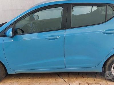 Usata Hyundai i10 67 CV (49 kW) 2014 Blu Utilitaria