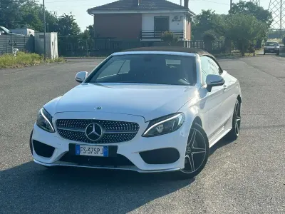 Usata Mercedes C180 AMG Line Premium Plus 156 CV (114 kW) 2017 Bianco Cabrio