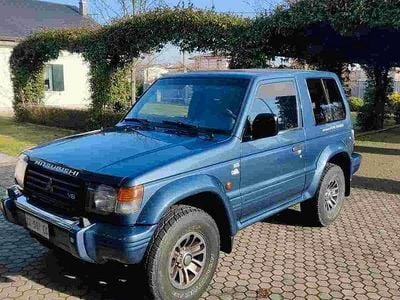 Usata Mitsubishi Pajero Top 150 CV (110 kW) 1993 Grigio SUV
