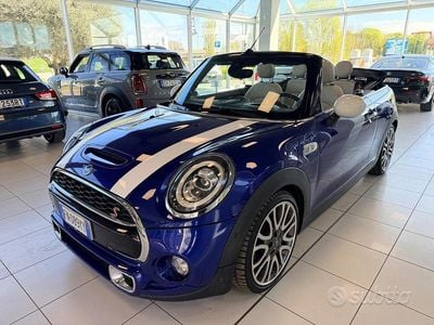 Usata Mini Cooper S Cabriolet Hype 192 CV (141 kW) 2018 Starlight blue metallizzato Cabrio
