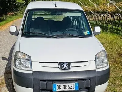 Usata Peugeot Partner 90 CV (66 kW) 2007 Bianco Monovolume