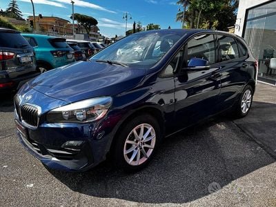 Usata BMW 218 Active Tourer Luxury Line 190 CV (139 kW) 2019 Blu Monovolume