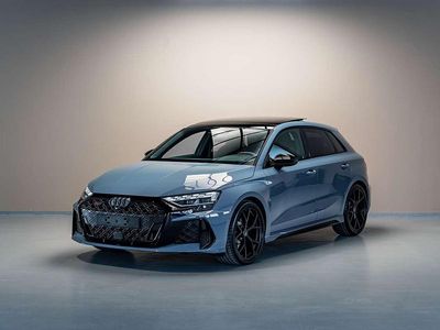 Nuova Audi RS3 Ambiente 400 CV (294 kW) 2026 Grigio kemora Berlina