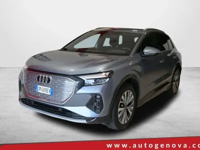 Usata Audi Q4 e-tron Business 69 kW (95 CV) 2022 Argento SUV