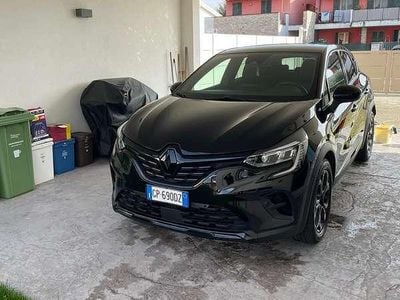 Usata Renault Captur Intens 94 CV (69 kW) 2023 SUV