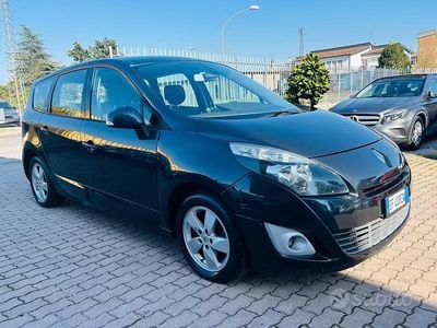 Usata Renault Scénic III Luxe 110 CV (80 kW) 2010 Nero Monovolume