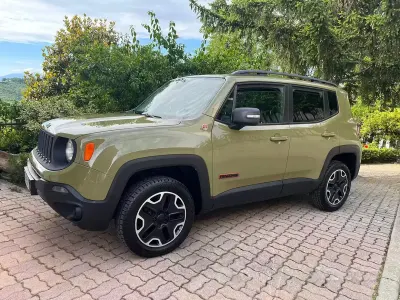 Usata Jeep Renegade Trailhawk 170 CV (125 kW) 2015 Verde SUV