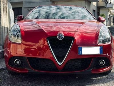 Usata Alfa Romeo Giulietta 120 CV (88 kW) 2018 Rosso Utilitaria