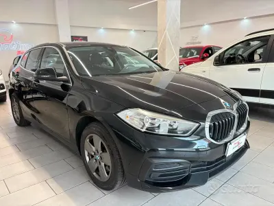 Usata BMW 116 Advantage 116 CV (85 kW) 2023 Nero metallizzato Utilitaria