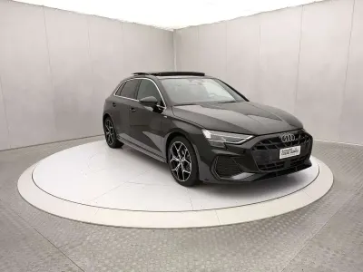 Nuova Audi A3 S-Line 150 CV (110 kW) 2026 Nero Berlina