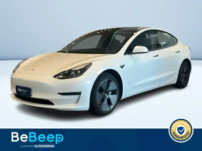 Usata Tesla Model 3 152 kW (208 CV) 2021 Bianco pastello Berlina