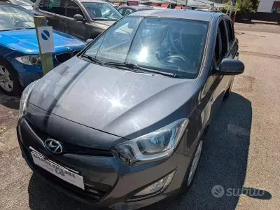 Usata Hyundai i20 Classic 84 CV (61 kW) 2014 Grigio Utilitaria