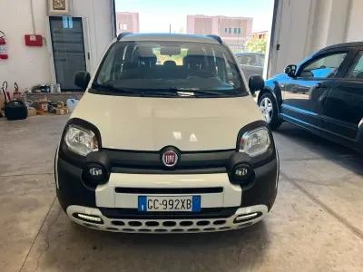 Usata Fiat Panda Cross Cross 69 CV (50 kW) 2021 Bianco Utilitaria