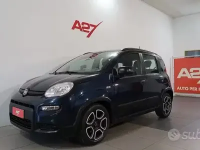 Usata Fiat Panda City Life 70 CV (51 kW) 2021 Blu Utilitaria