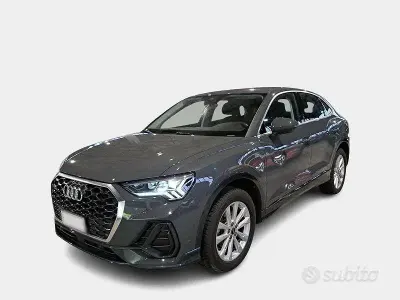 Usata Audi Q3 Sportback Business 150 CV (110 kW) 2024 Grigio SUV