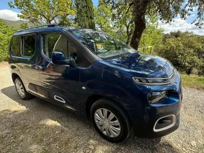 Usata Citroën Berlingo Feel 102 CV (75 kW) 2019 Blu/azzurro Monovolume