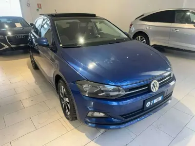 Usata VW Polo Comfortline 75 CV (55 kW) 2018 Blu Utilitaria