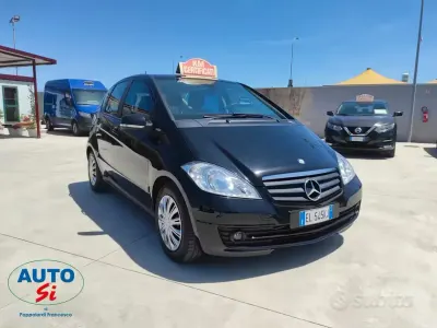 Usata Mercedes A160 82 CV (60 kW) 2012 Nero Berlina