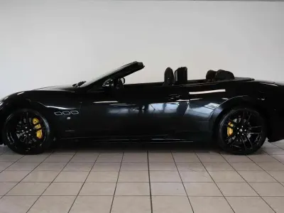 Usata Maserati GranCabrio 460 CV (338 kW) 2019 Nero Cabrio