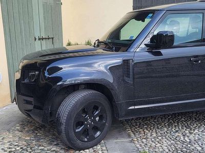 Usata Land Rover Defender SE Dynamic 200 CV (147 kW) 2022 Nero SUV