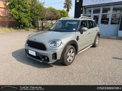 Usata Mini One Countryman Essential 102 CV (75 kW) 2021 Grigio SUV