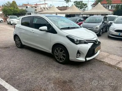 Brugt Toyota Yaris Style 90 HK (66 kW) 2015 Hvid Hatchback