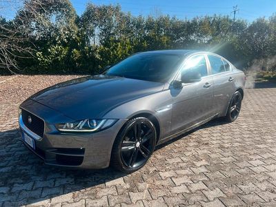 Usata Jaguar XE Portfolio 179 CV (131 kW) 2015 Berlina