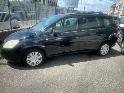 Usata Opel Zafira 94 CV (69 kW) 2008 Nero Monovolume