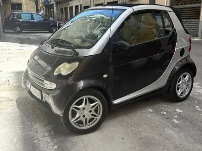 Usata Smart ForTwo Cabrio Pure 61 CV (44 kW) 2004 Marrone Cabrio