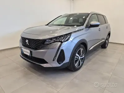 Usata Peugeot 5008 Allure 131 CV (96 kW) 2021 Grigio SUV