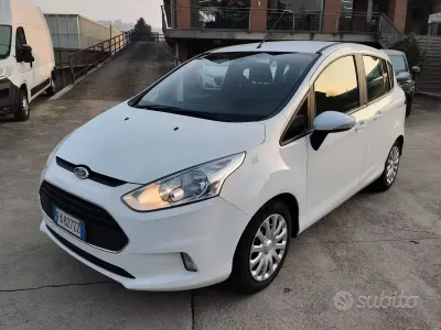 Usata Ford B-MAX 90 CV (66 kW) 2015 Bianco Monovolume