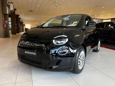 Usata Fiat 500e Action 86 kW (118 CV) 2023 Bianco Berlina
