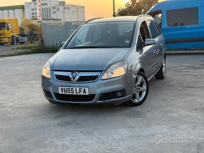 Usata Opel Zafira 150 CV (110 kW) 2006 Monovolume