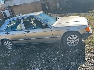 Usata Mercedes 190 1988 Grigio Berlina