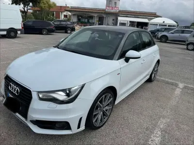 Usata Audi A1 Sportback Ambition 122 CV (89 kW) 2012 Bianco Utilitaria